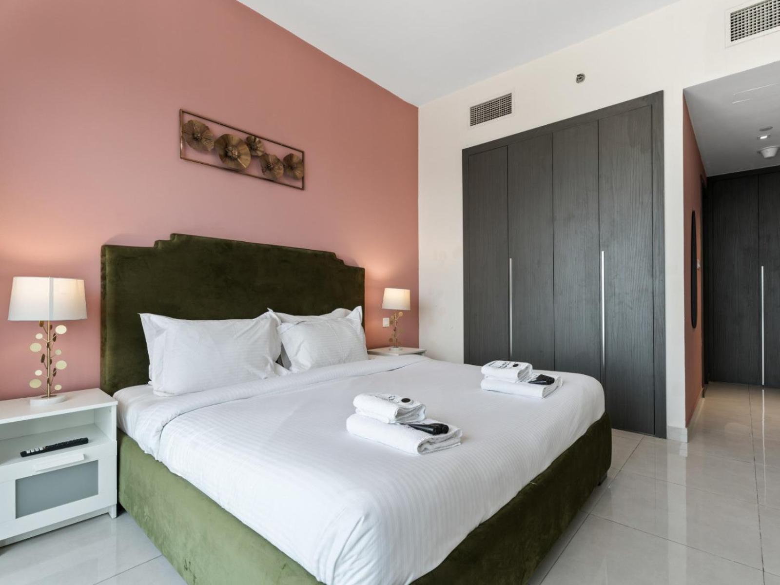 Sleek 1-bedroom -ag Tower, Business Bay *
