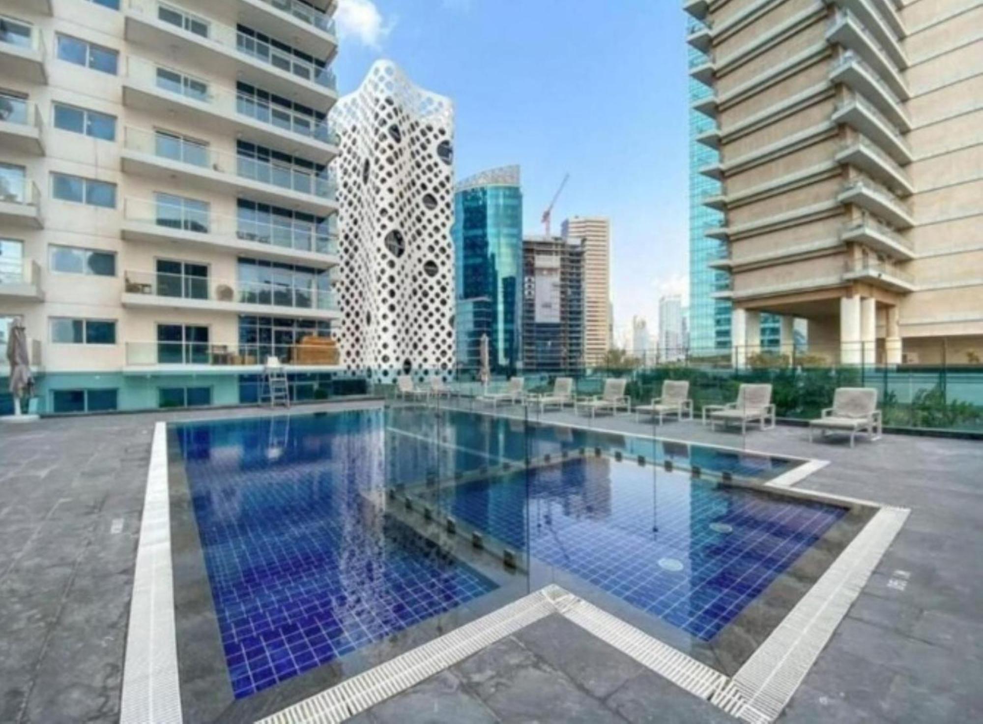 Sleek 1-bedroom -ag Tower, Business Bay Apartment