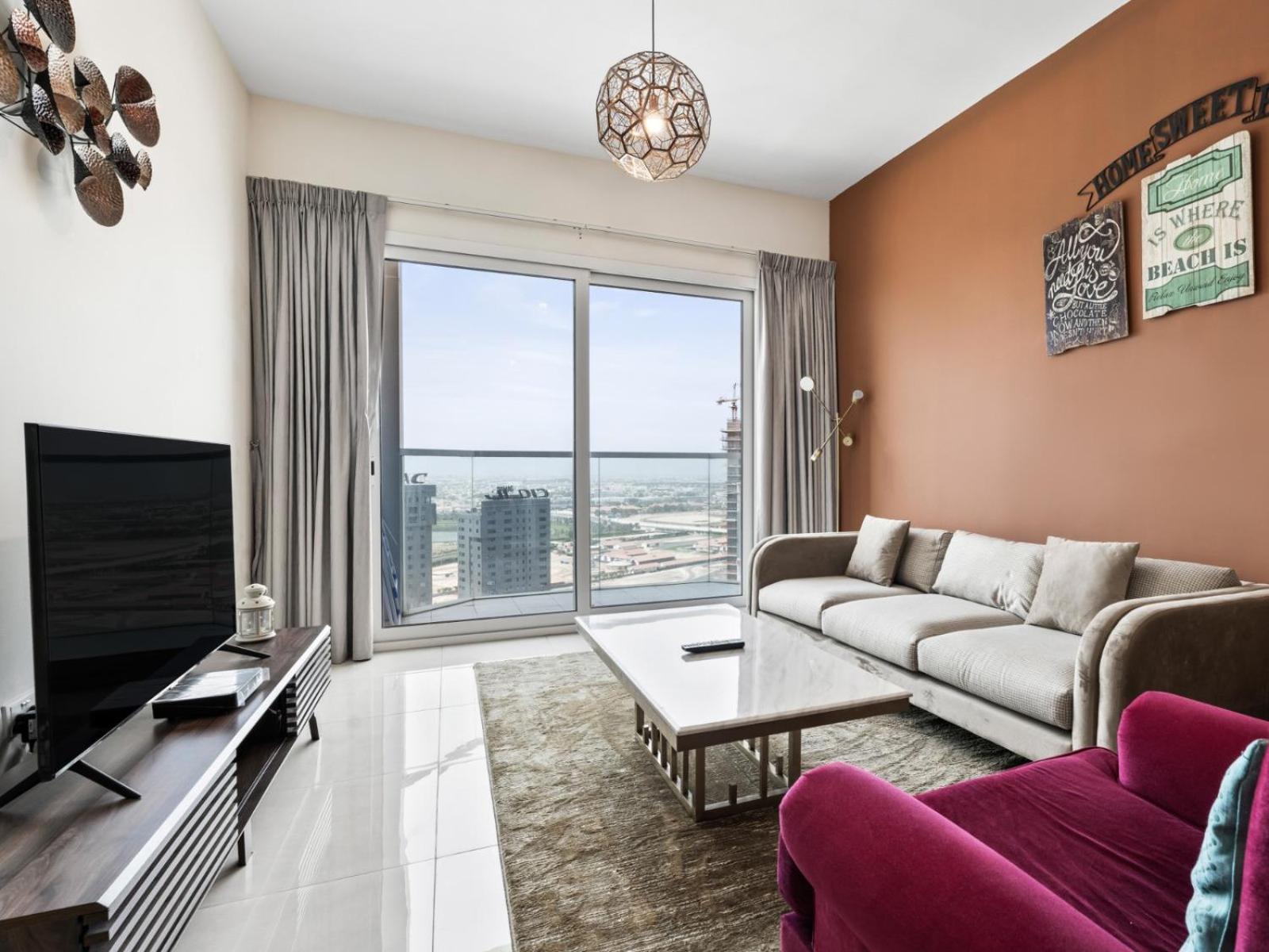 Sleek 1-bedroom -ag Tower, Business Bay Dubai