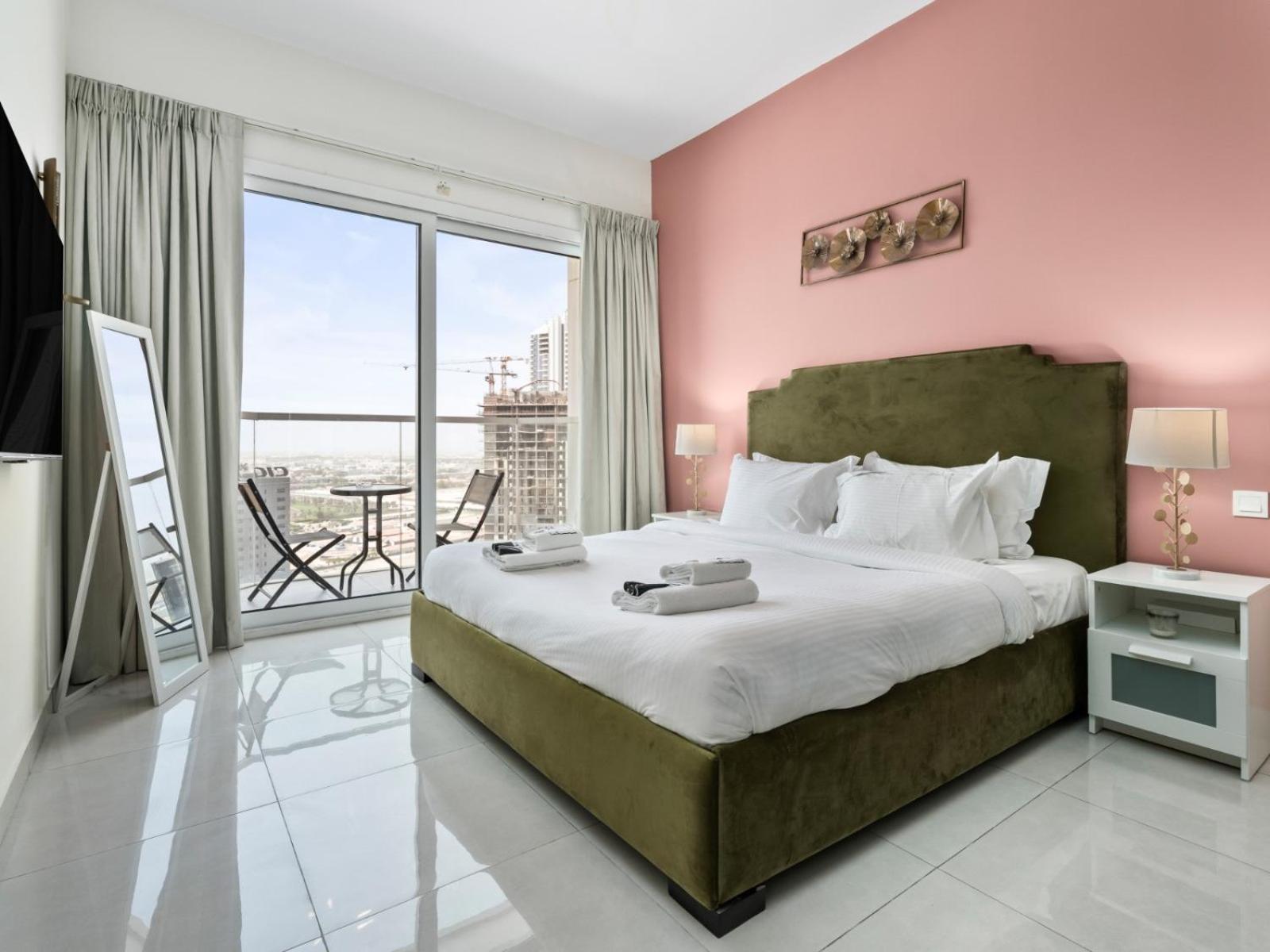 Sleek 1-bedroom -ag Tower, Business Bay * Dubai