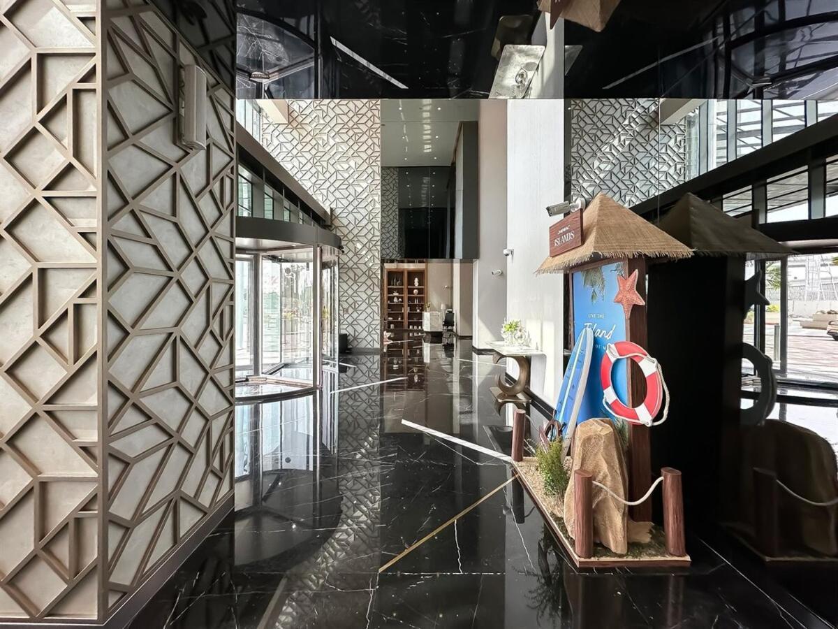 Trophy-twilight Edge 55th Floor W Lush Lagoon Pool * Dubai