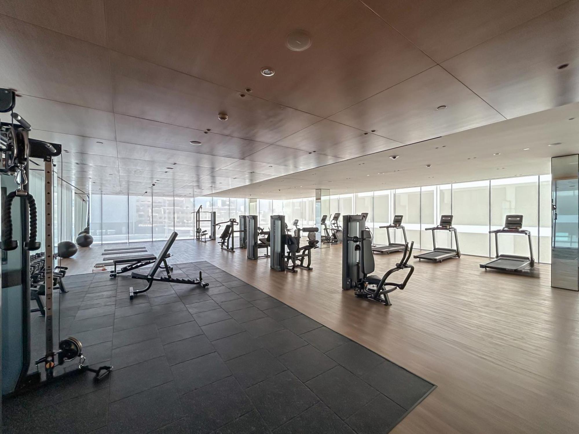 Exquisite Brand New In The Heart Of Jvc Apartment *