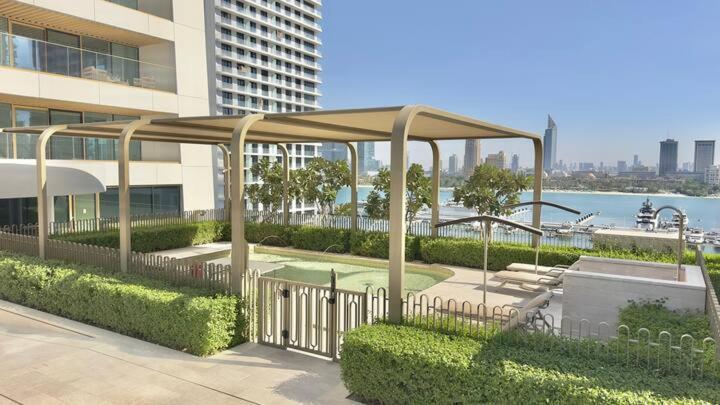 The Horizon 29th-floor Luxury With Endless Ocean Views Apartment