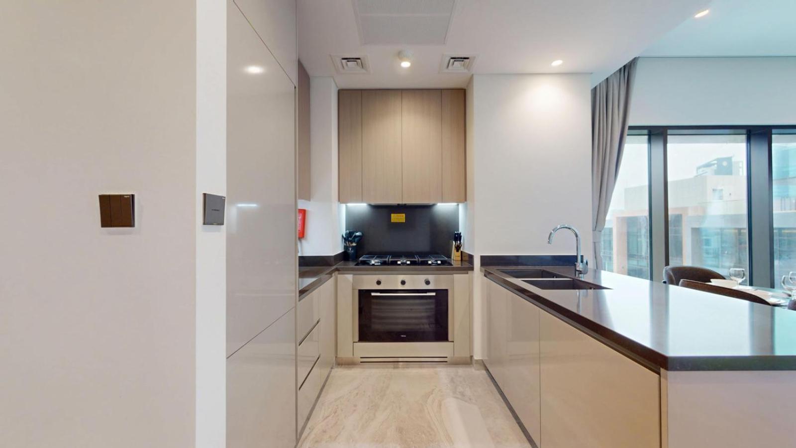 Peninsula - Modern Two Bedroom In Business Bay Dubai