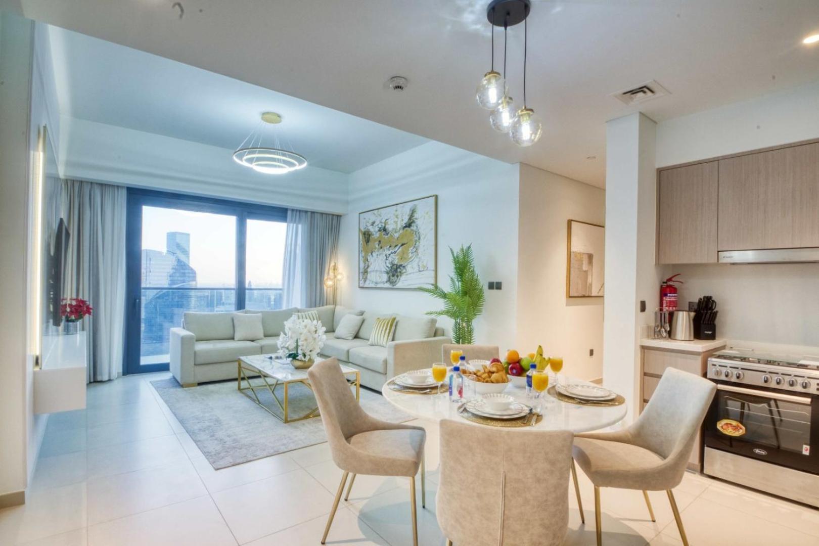 Sky-high Charm Exquisite 2bdr In Downtown Apartment Dubai