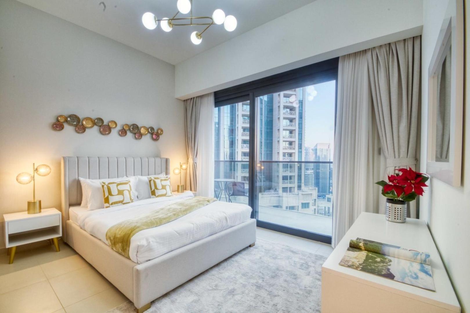 Sky-high Charm Exquisite 2bdr In Downtown Apartment Dubai