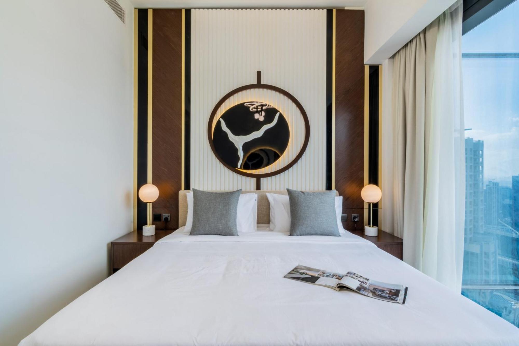 Apartment Luxurious 2bdr With Burj Khalifa Views *