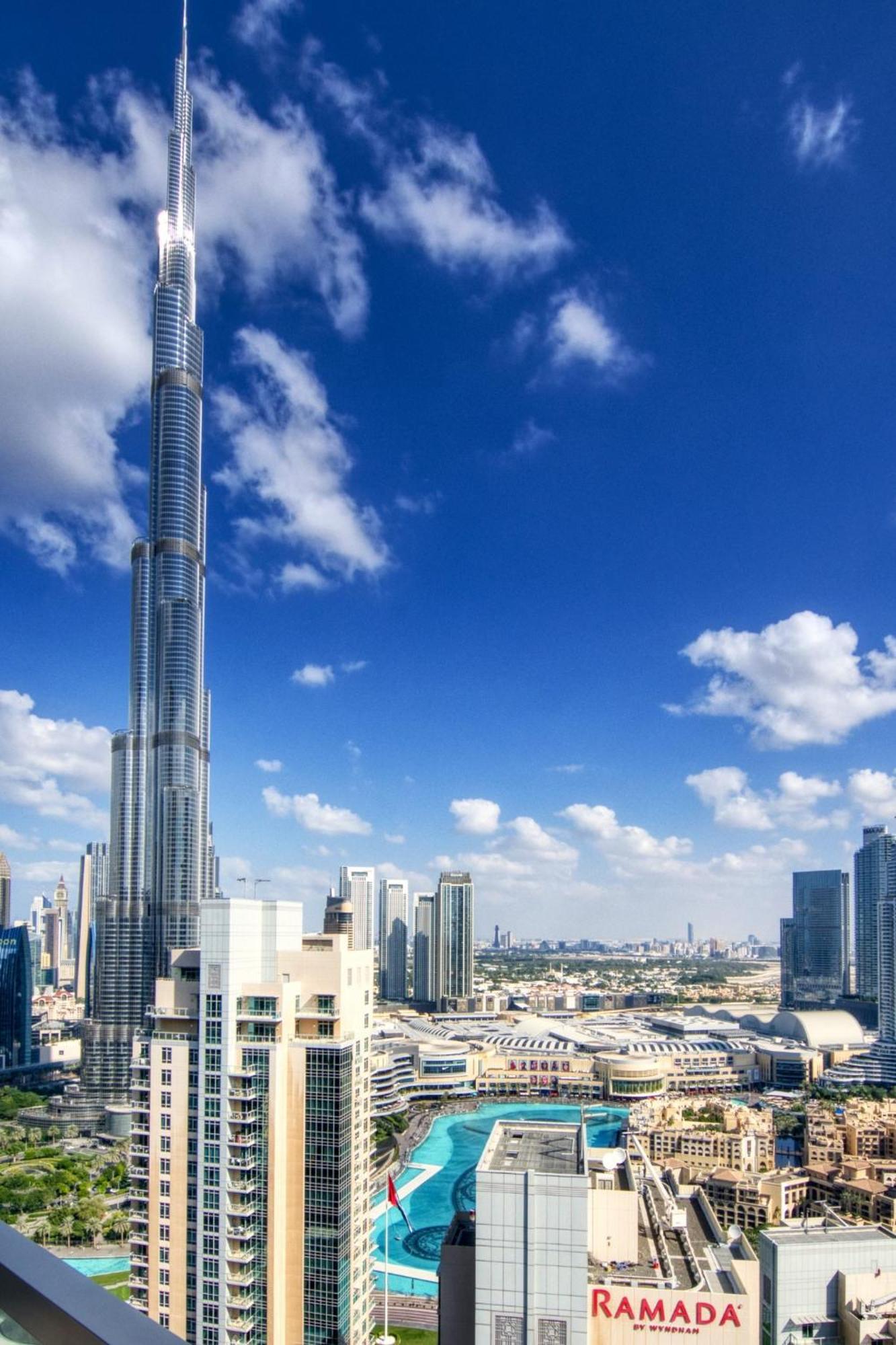 Luxurious 2bdr With Burj Khalifa Views Dubai