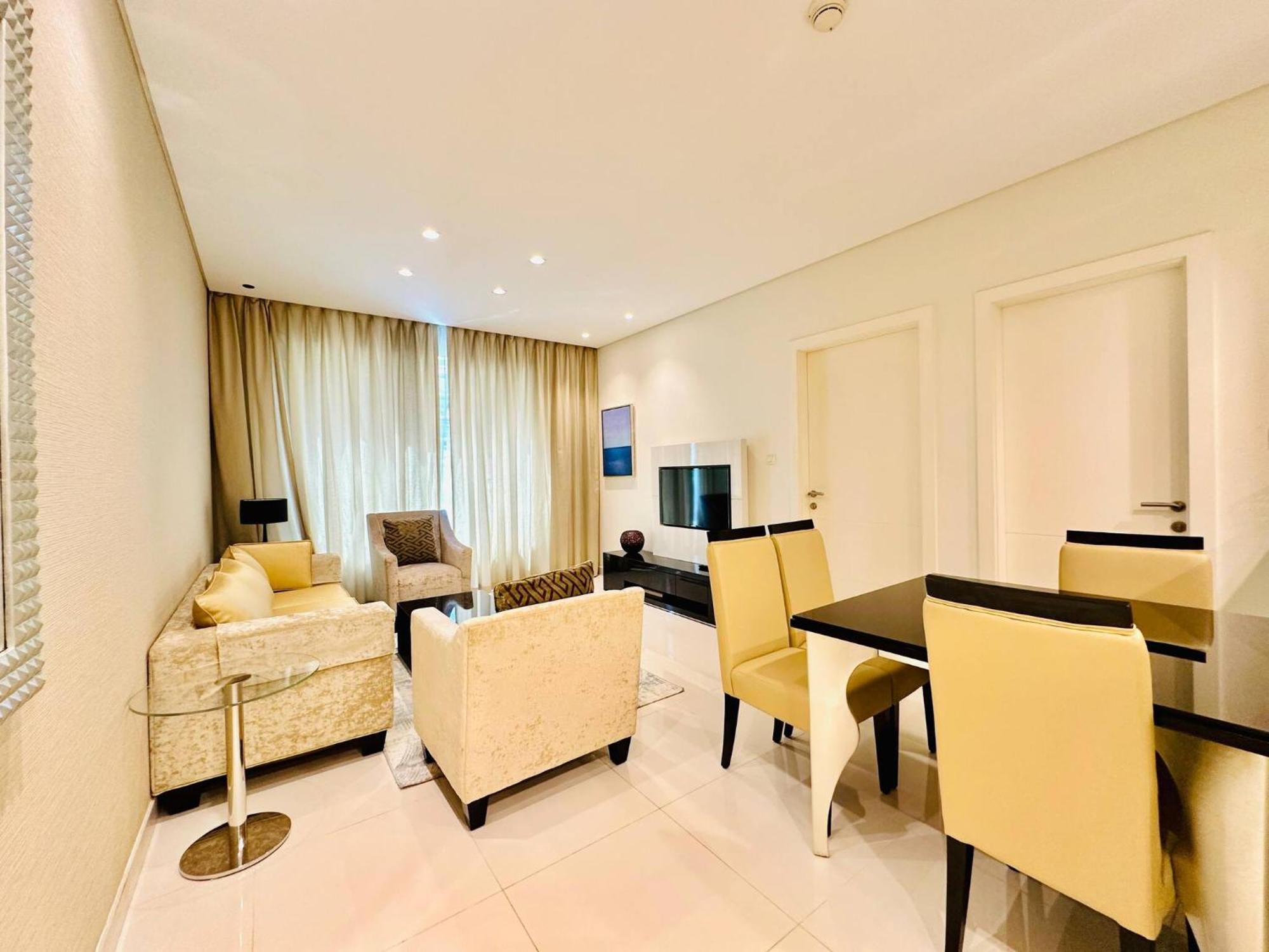 5 Star Apartment- Walking To Downtown Mall Apartment