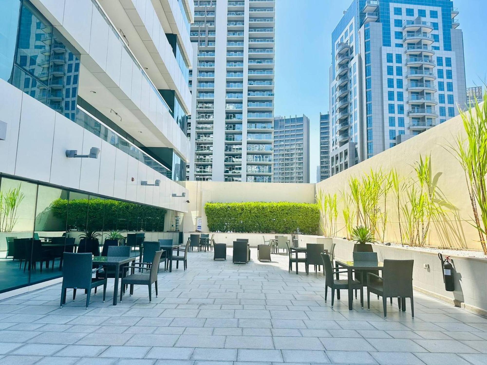 5 Star Apartment- Walking To Downtown Mall Apartment Dubai