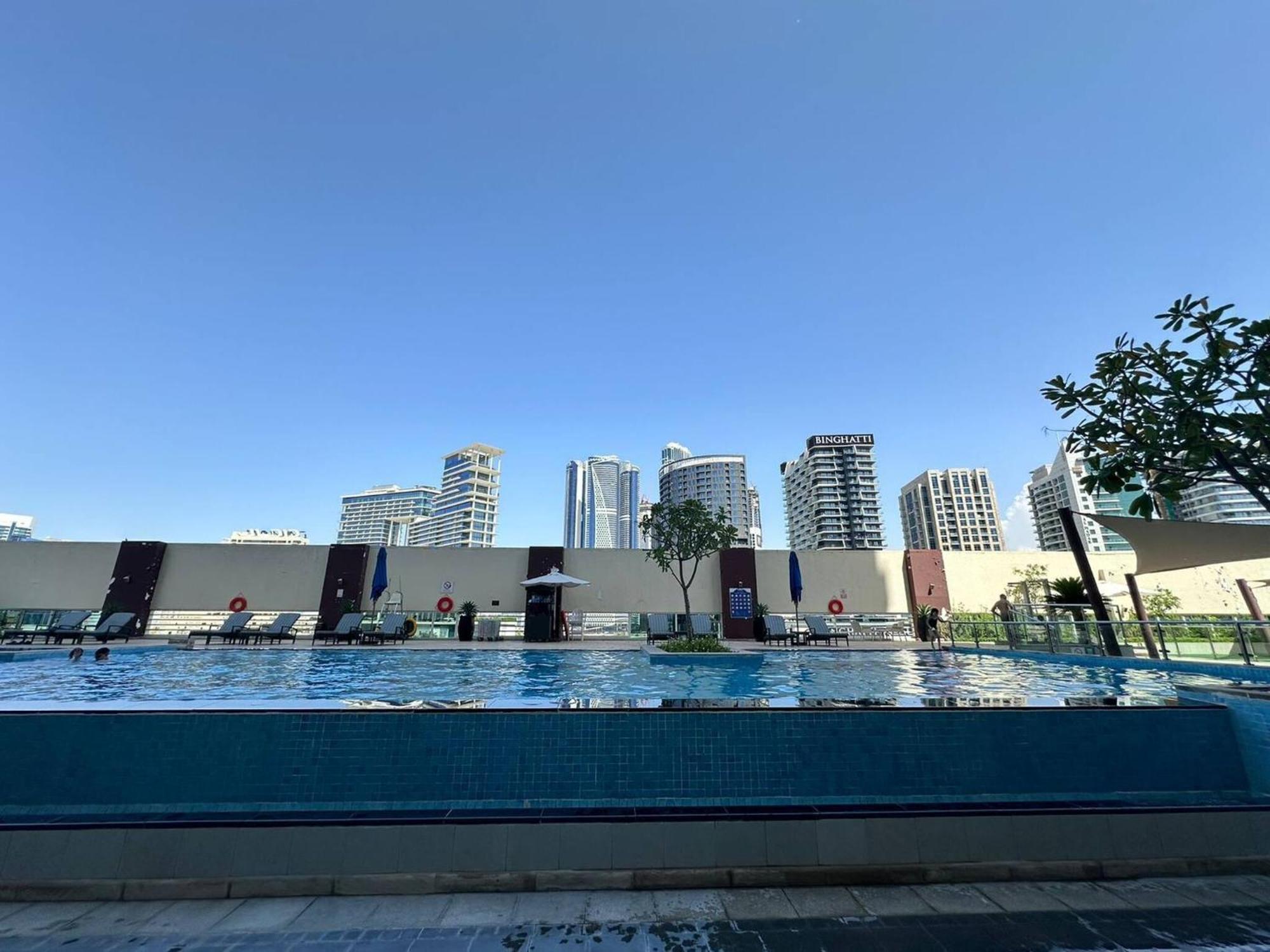 Apartment 5 Star Apartment- Walking To Downtown Mall Dubai