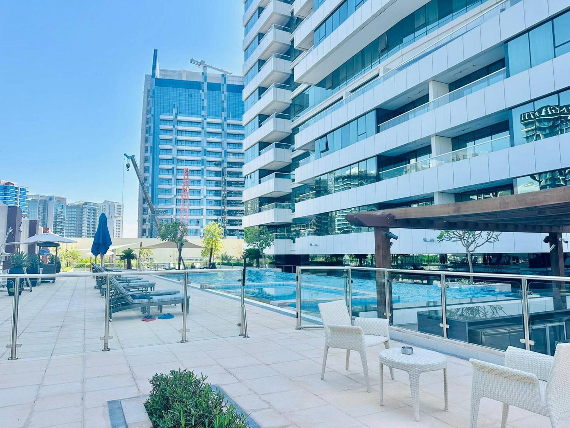 Apartment 5 Star Apartment- Walking To Downtown Mall