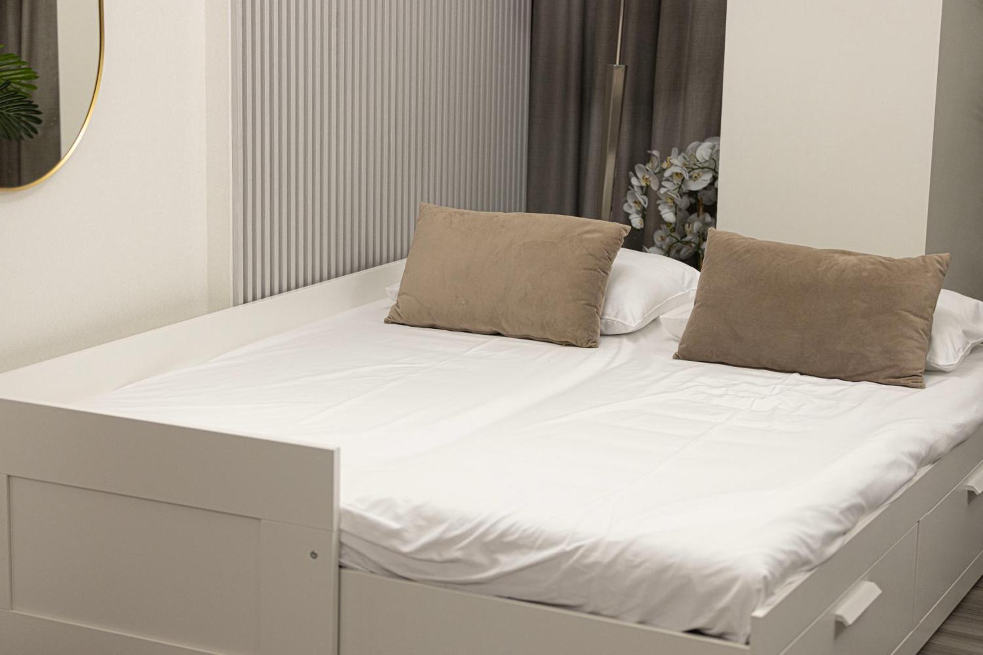 Apartment Grand 3b Burj View Ps5 *
