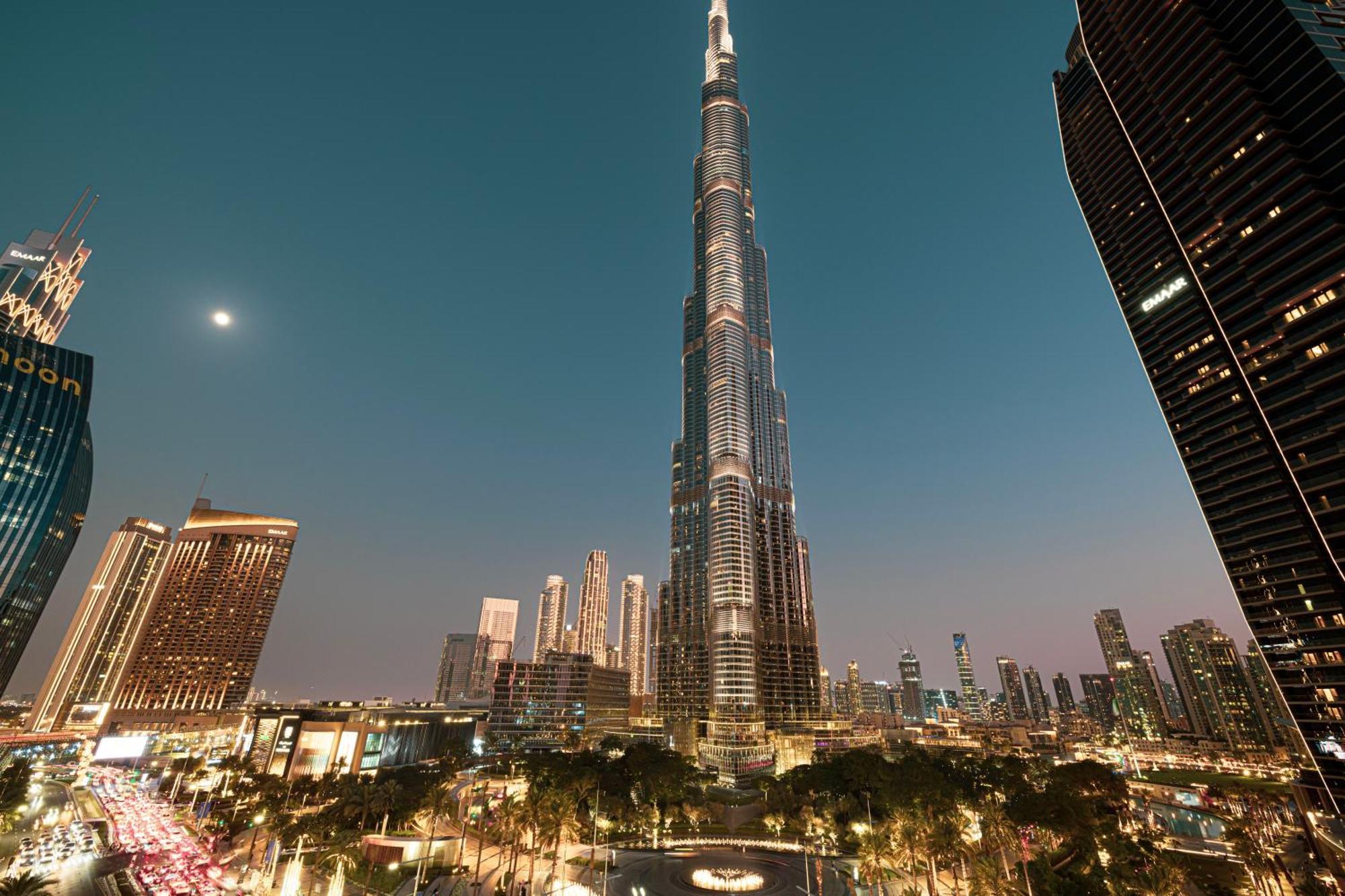 Grand 3b Burj View Ps5 * Dubai
