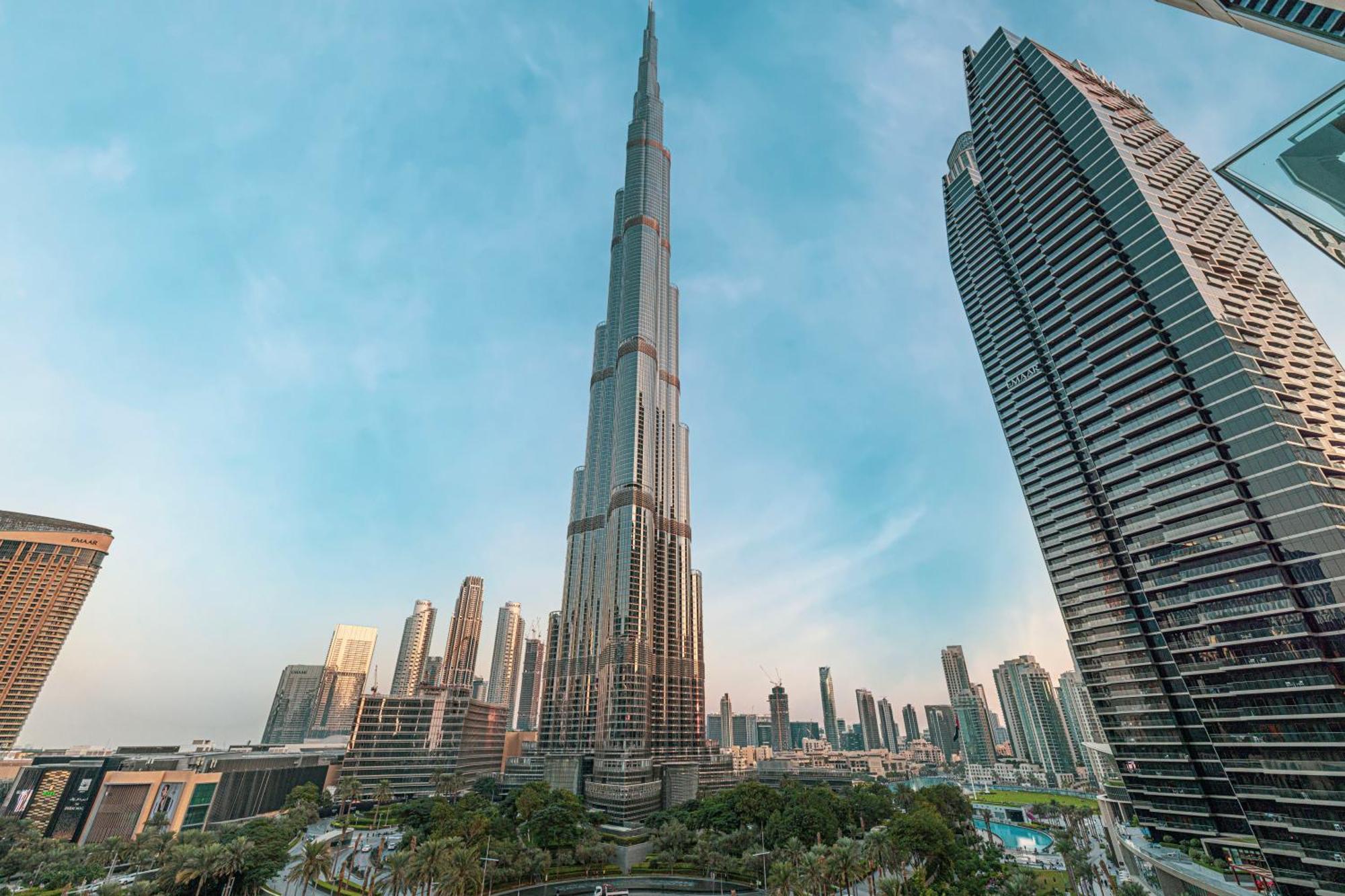 Grand 3b Burj View Ps5