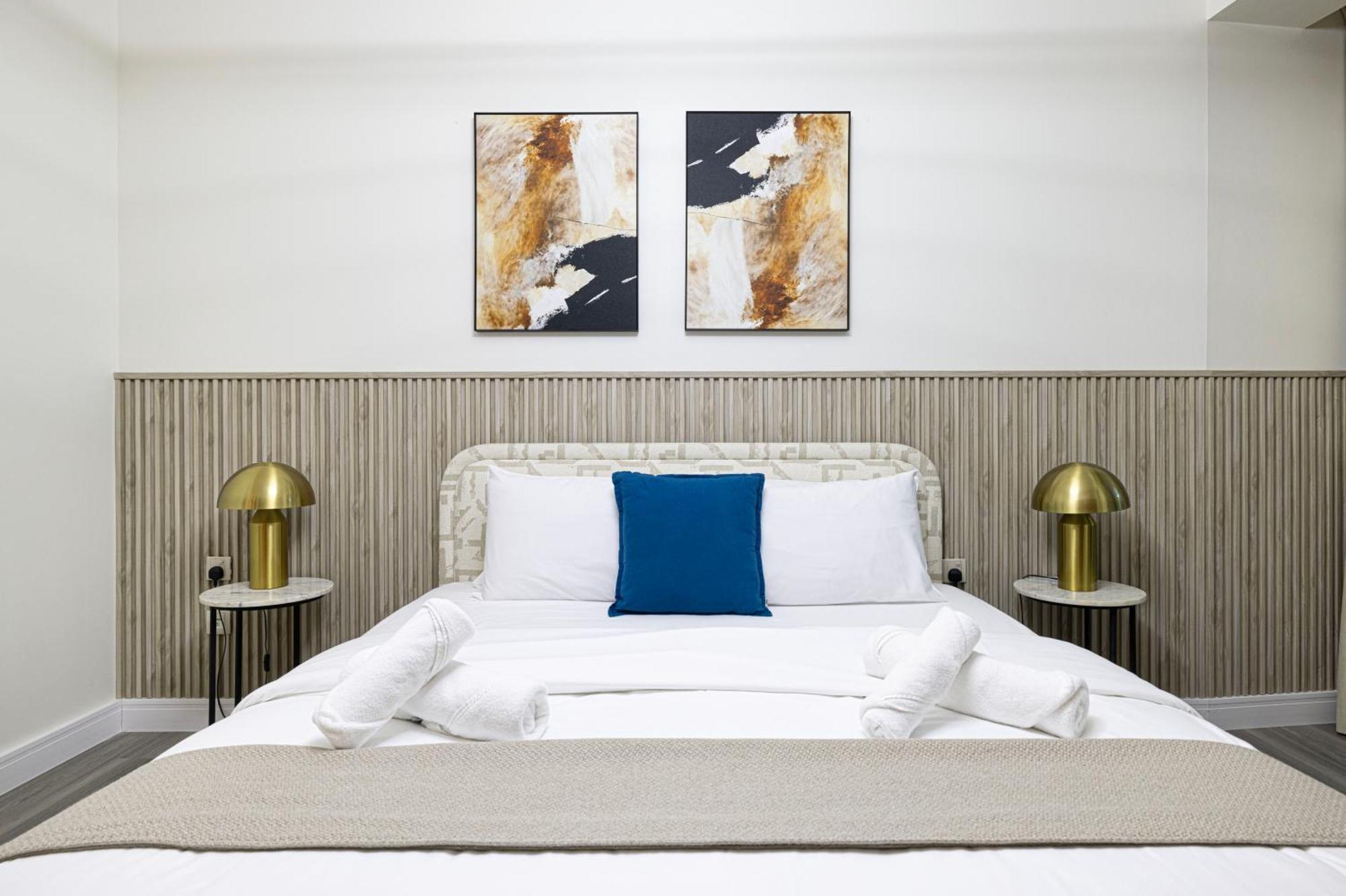 Grand 3b Burj View Ps5 Apartment *