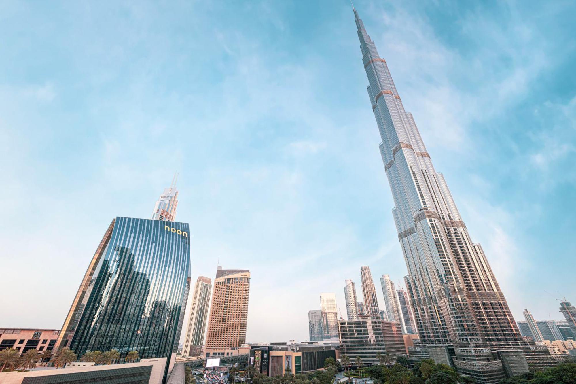 Grand 3b Burj View Ps5 Dubai