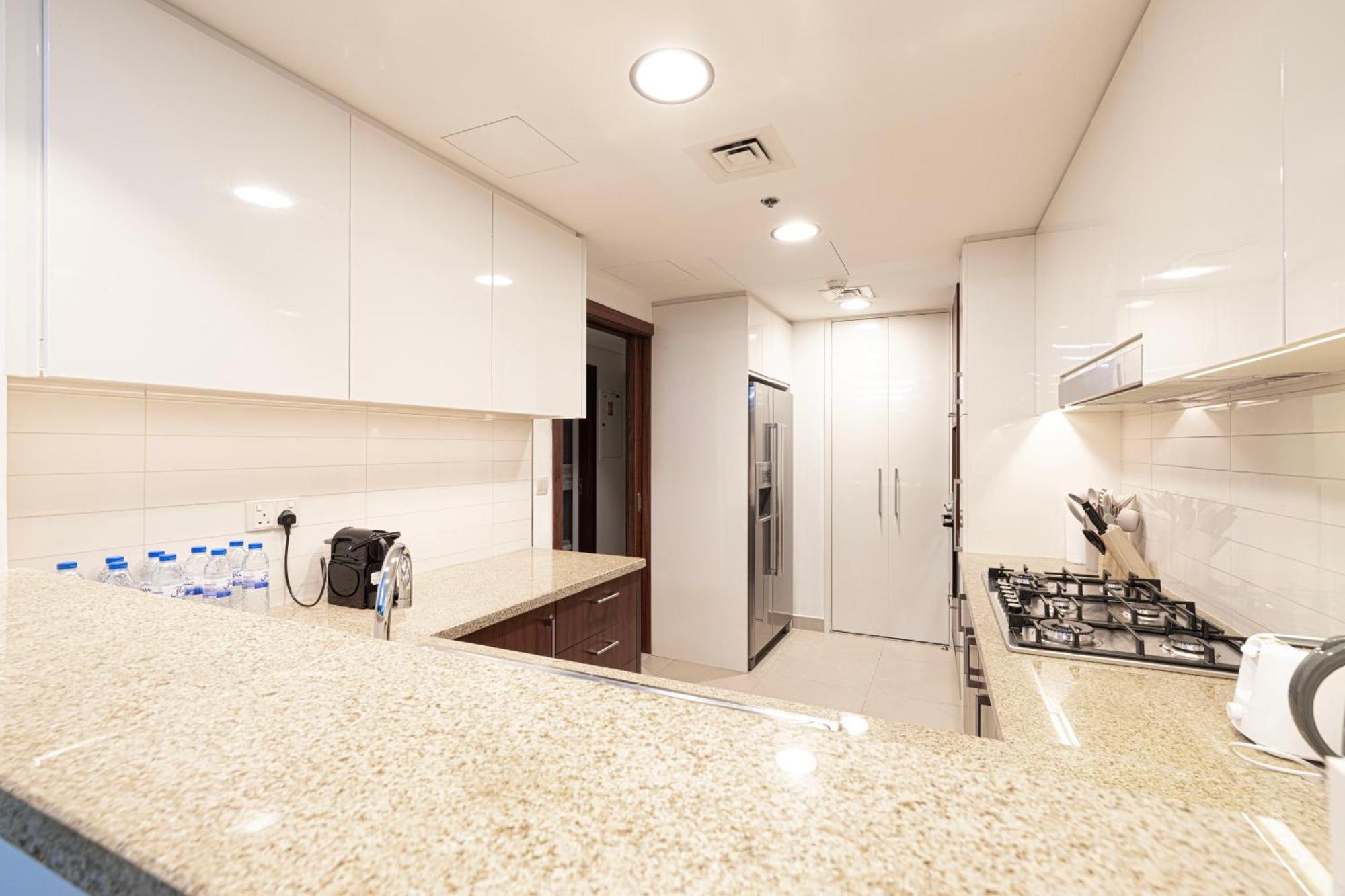 Grand 3b Burj View Ps5 Apartment Dubai