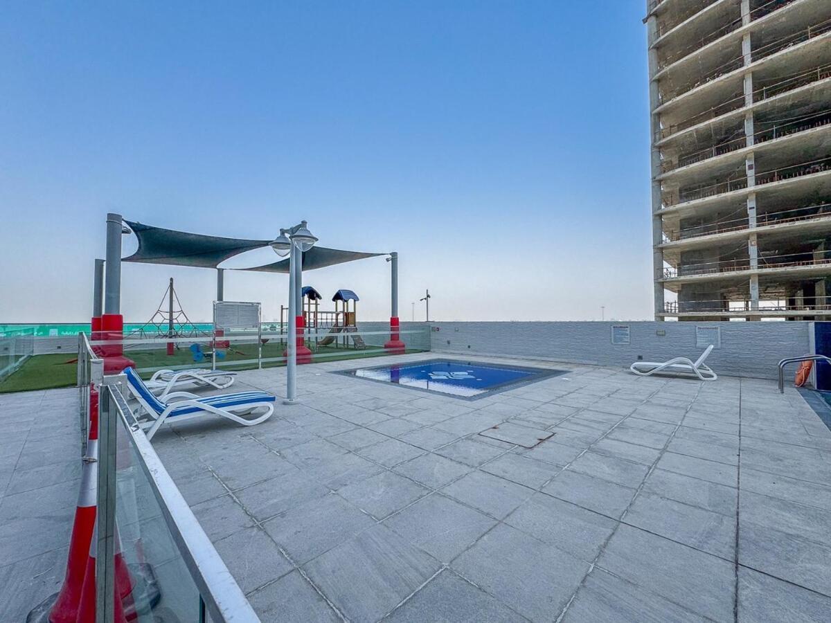 Warm & Inviting 2br In Al Barsha Apartment