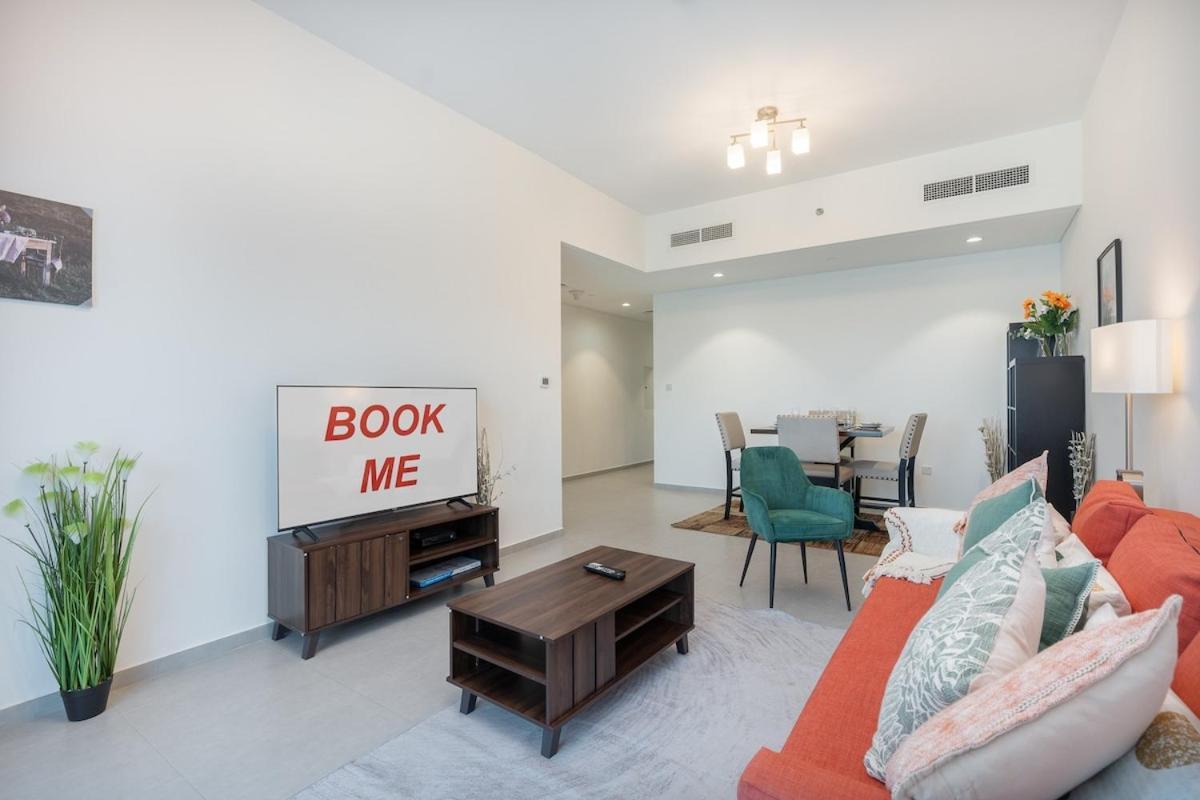 Apartment Warm & Inviting 2br In Al Barsha