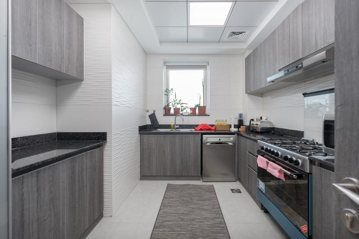 Apartment Warm & Inviting 2br In Al Barsha Dubai