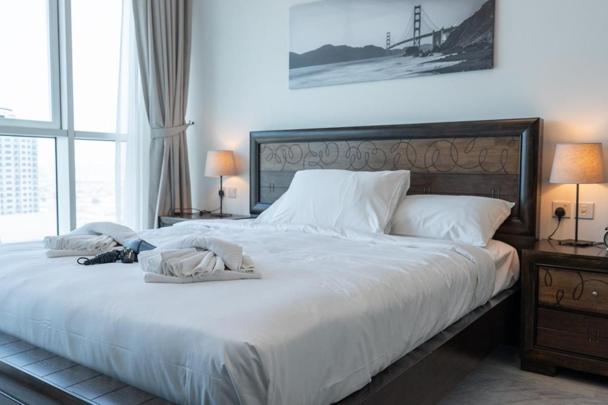 Warm & Inviting 2br In Al Barsha Apartment *