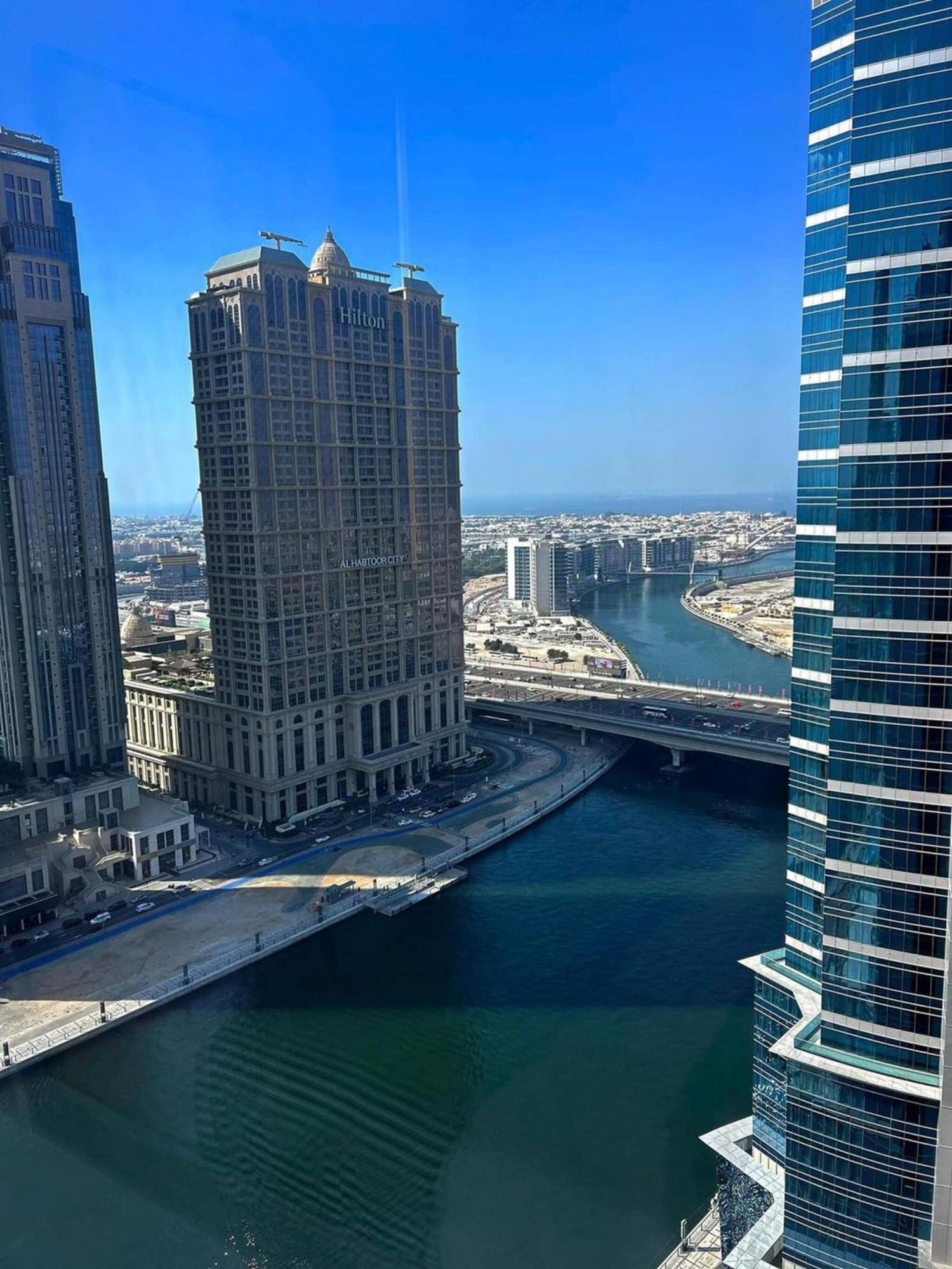 Stunning In Business Bay