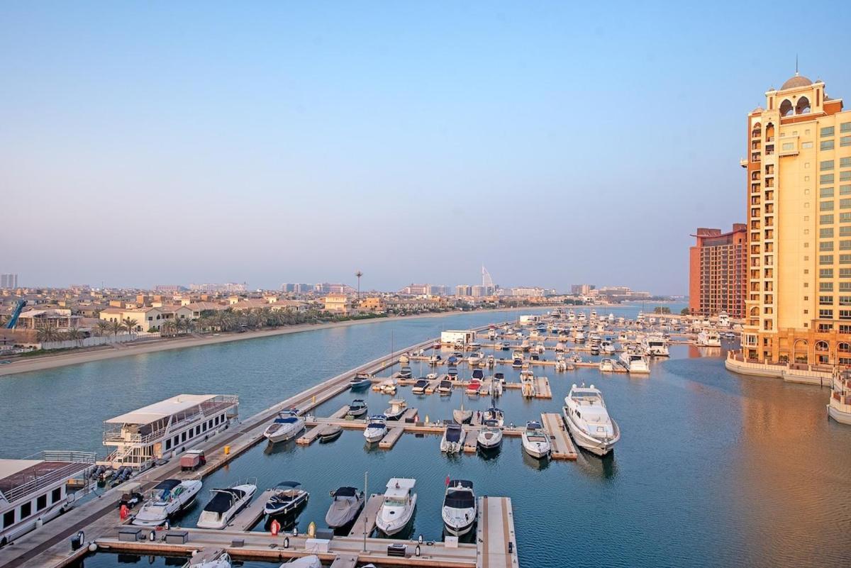 Tranquil With Unmatched Ocean Views In Palm Dubai