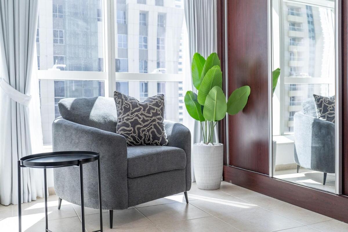 Stylish 2br In Elite - Sleeps 6 Apartment *