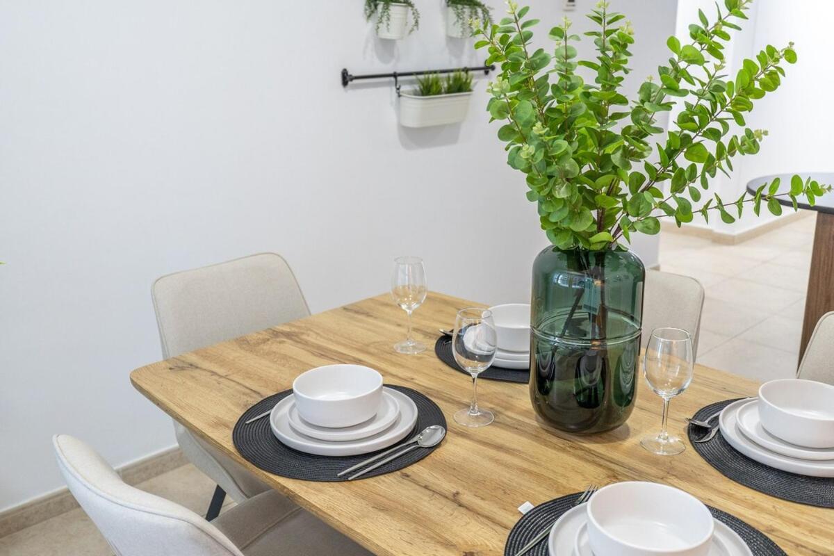 Apartment Stylish 2br In Elite - Sleeps 6 Dubai