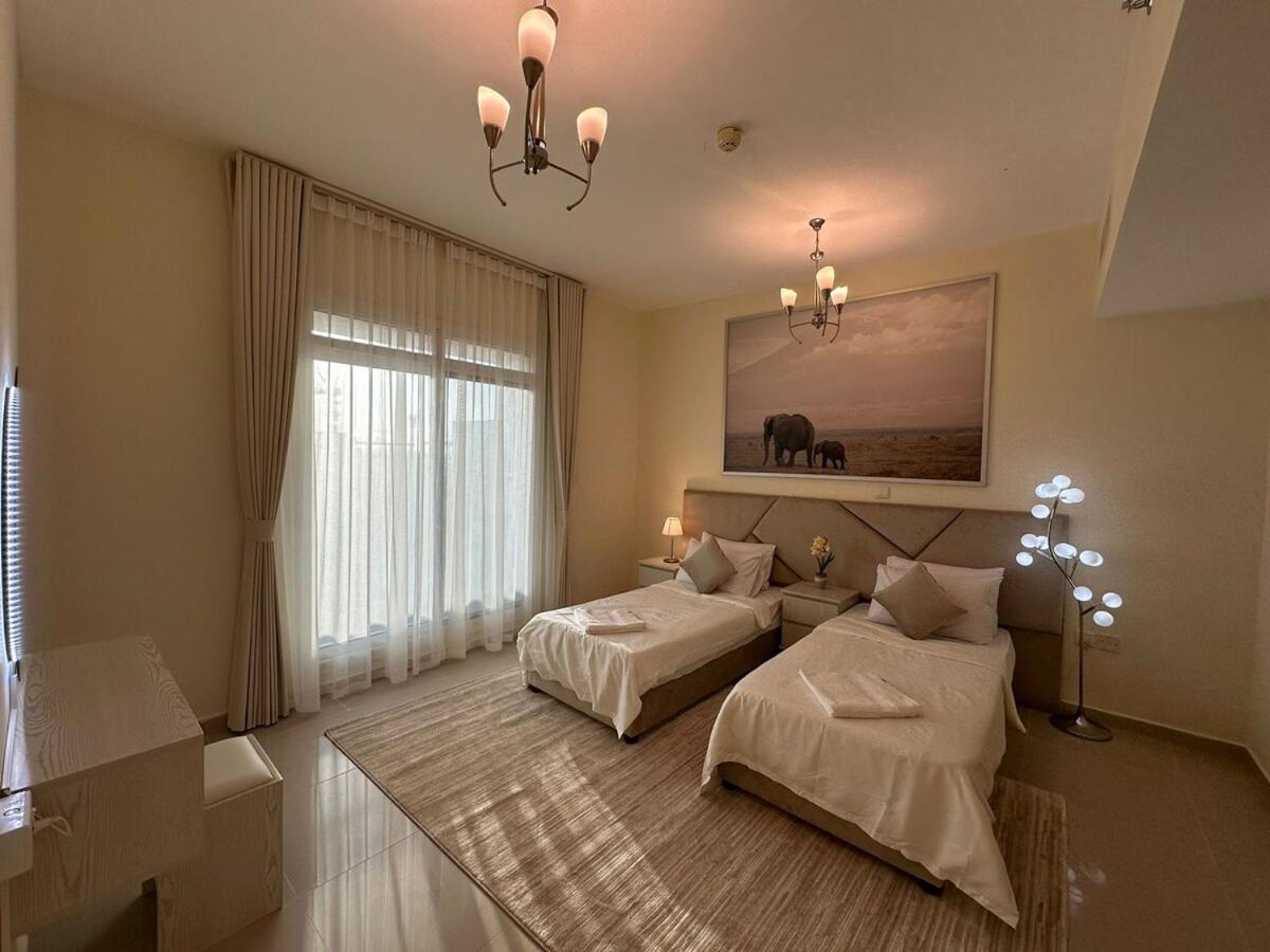 2 Bedroom With Private Jacuzzi Jvc * Dubai