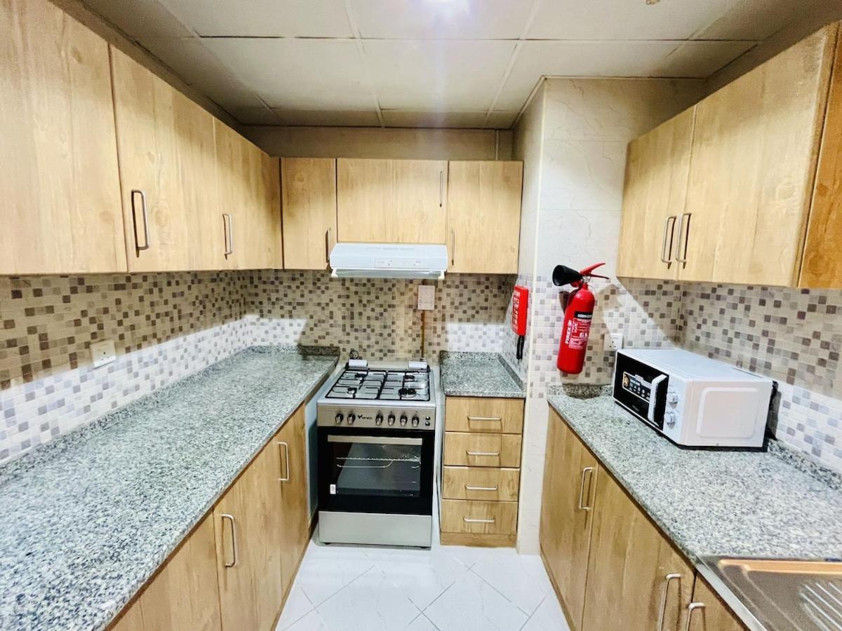 Apartment 2 Bedroom With Private Jacuzzi Jvc Dubai