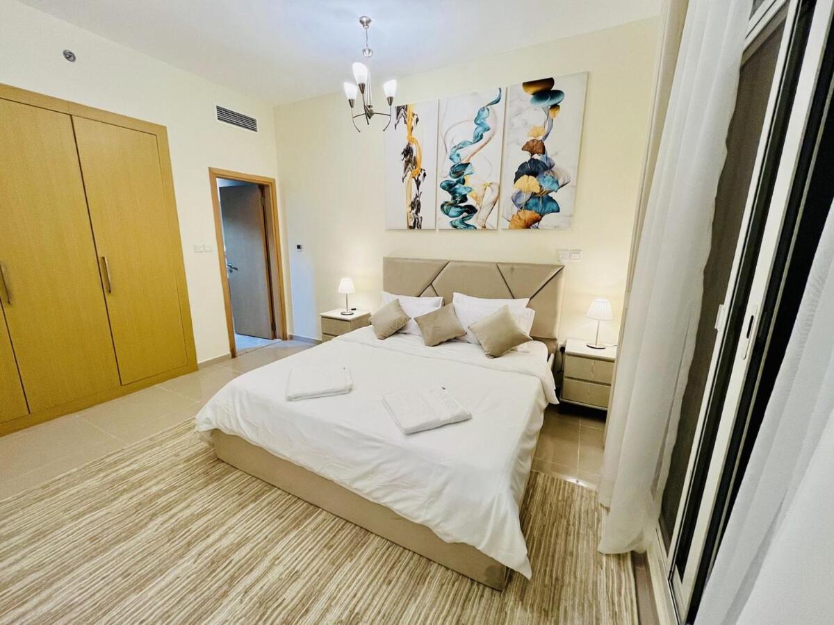 2 Bedroom With Private Jacuzzi Jvc * Dubai