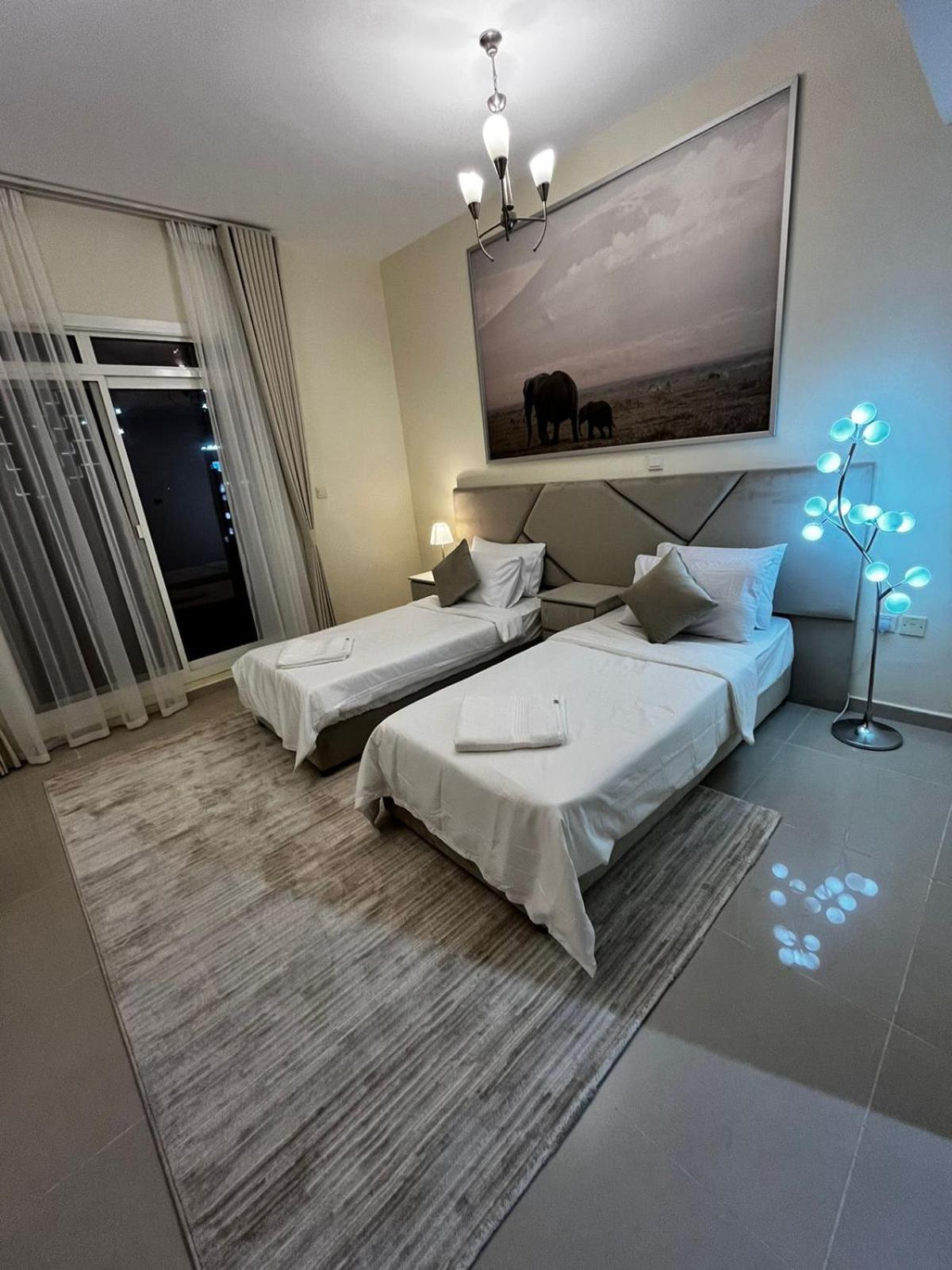 Apartment 2 Bedroom With Private Jacuzzi Jvc Dubai
