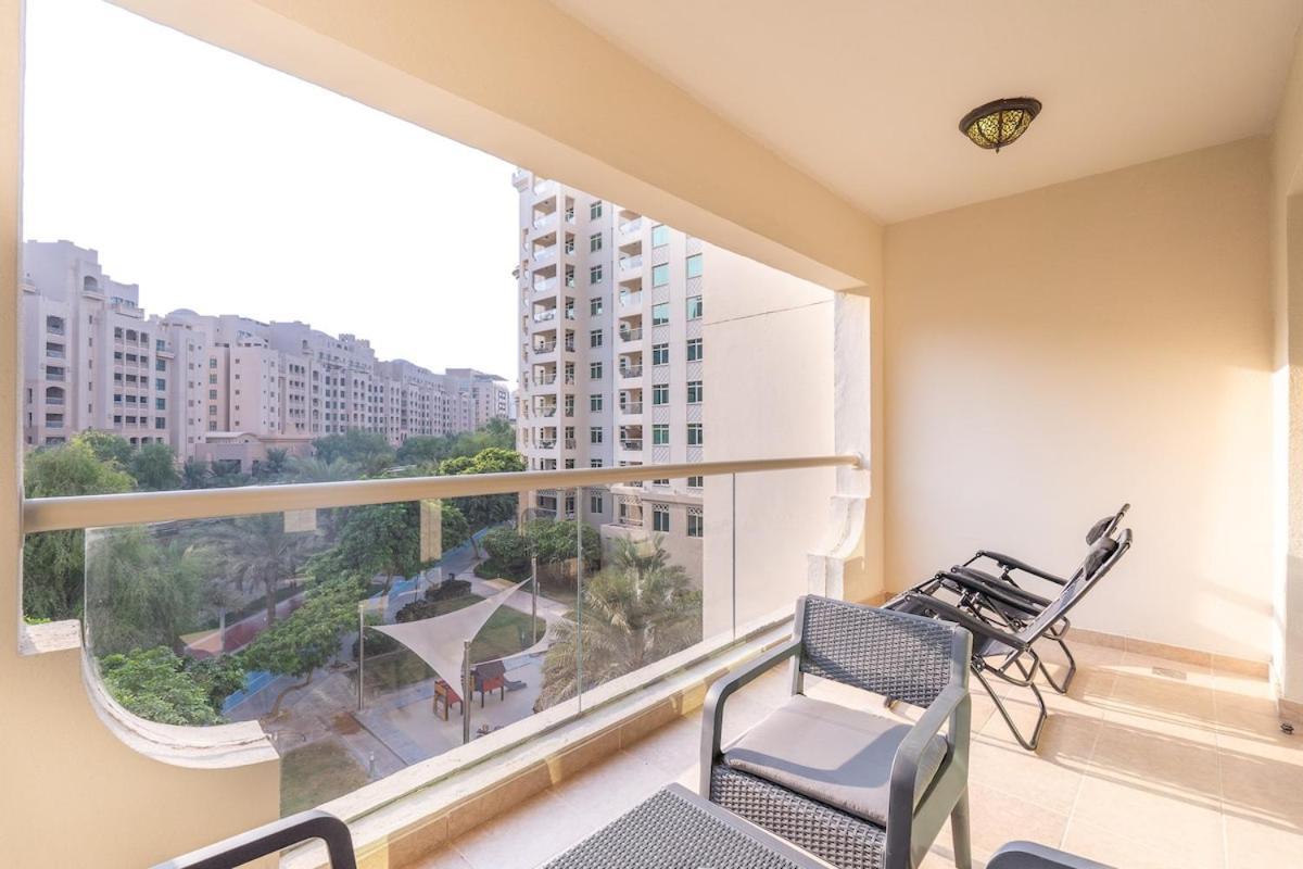 Modern 1br Haven For 3 In Palm Jumeirah! Apartment