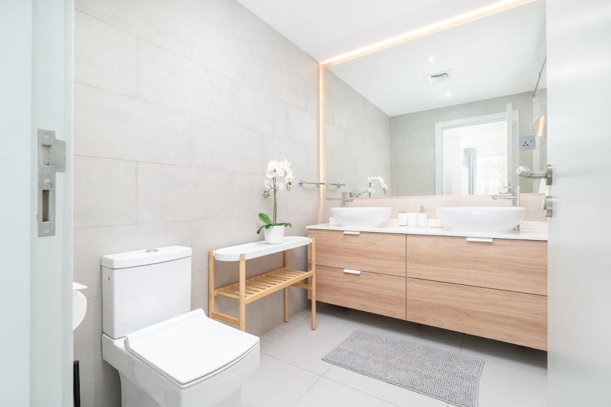 Apartment Modern 1br Haven For 3 In Palm Jumeirah!