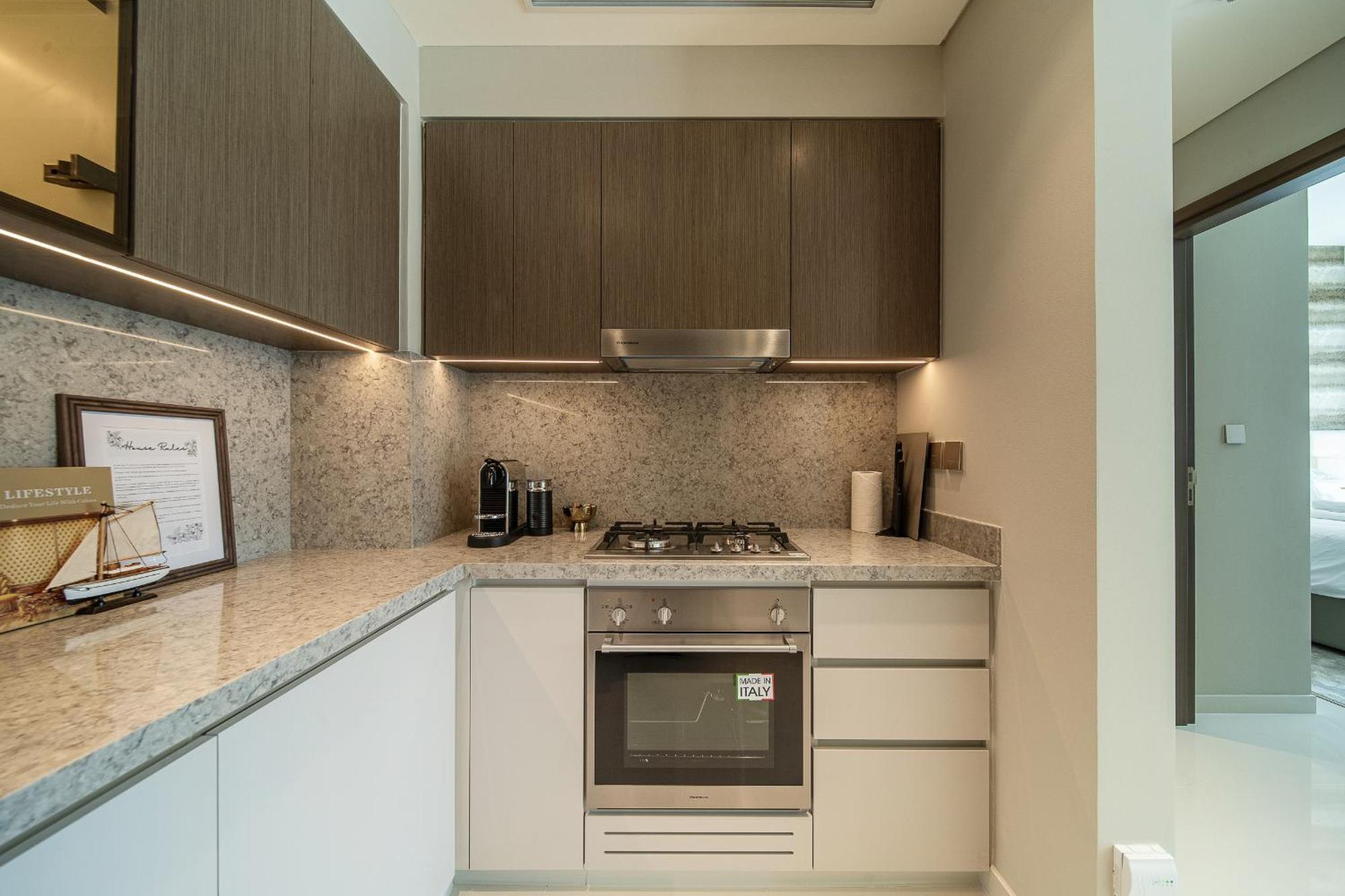1br Coastal Retreat At Emaar Beachfront Apartment *