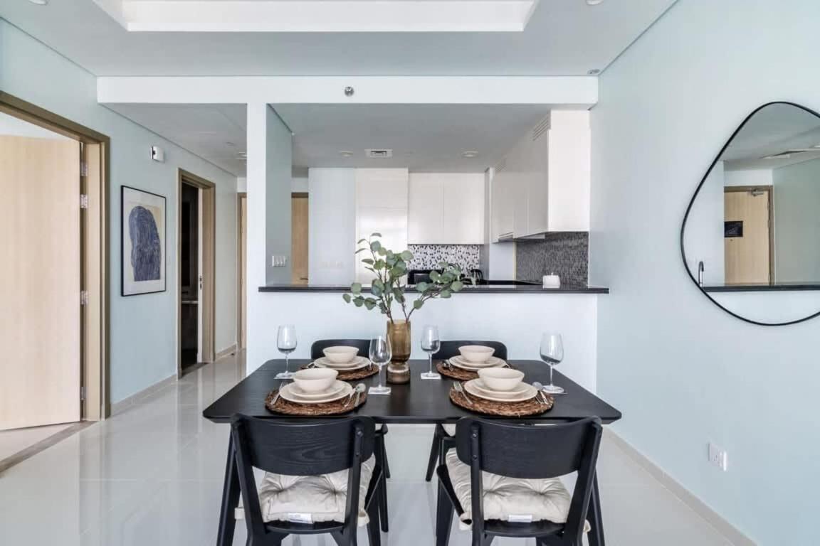 Apartment Stunning Burj Views - Highest Infiniti Pool Dubai