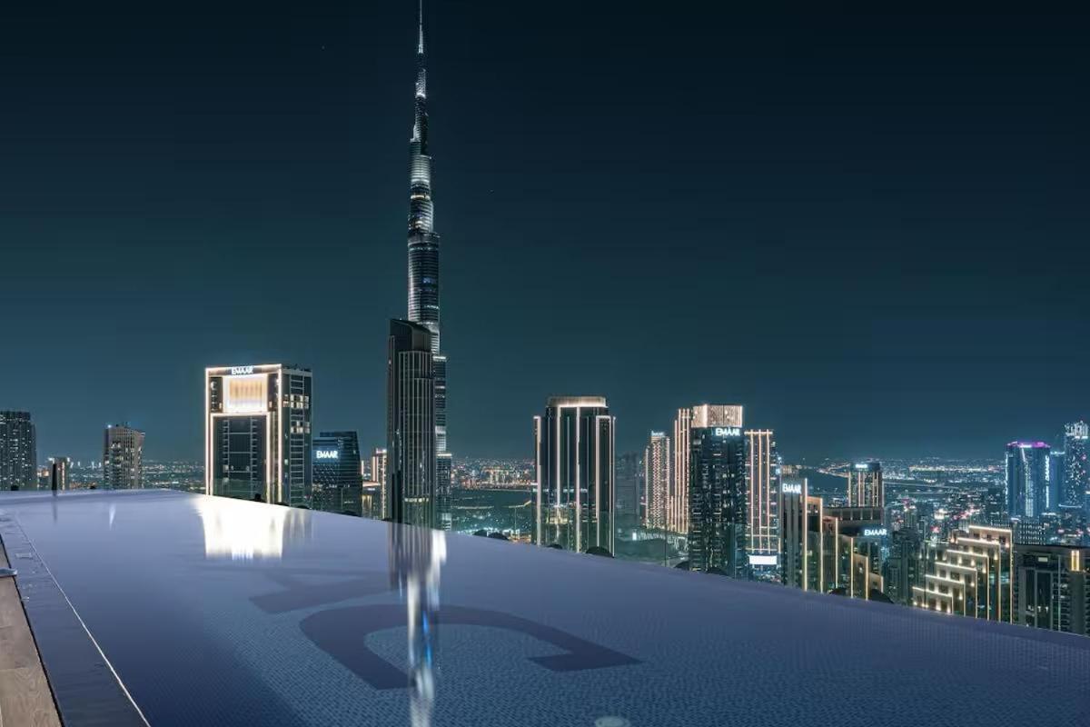Apartment Stunning Burj Views - Highest Infiniti Pool *