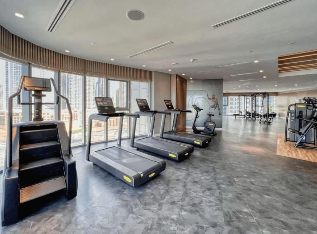Apartment Stunning Burj Views - Highest Infiniti Pool