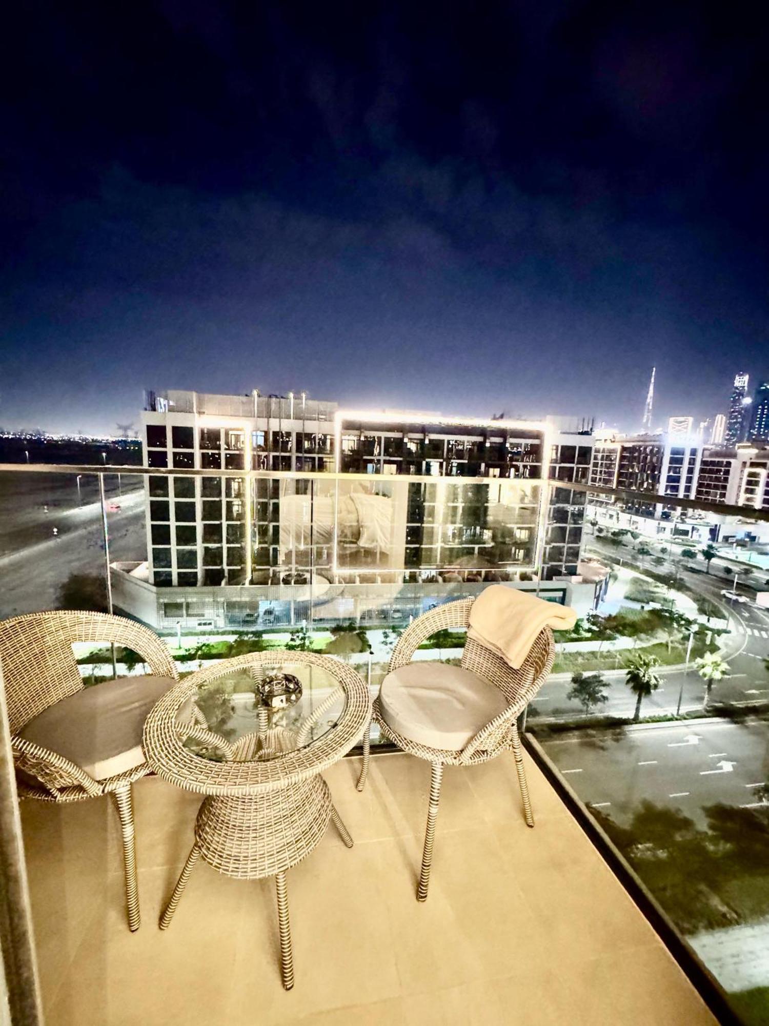 Burj Khalifa View Apartment