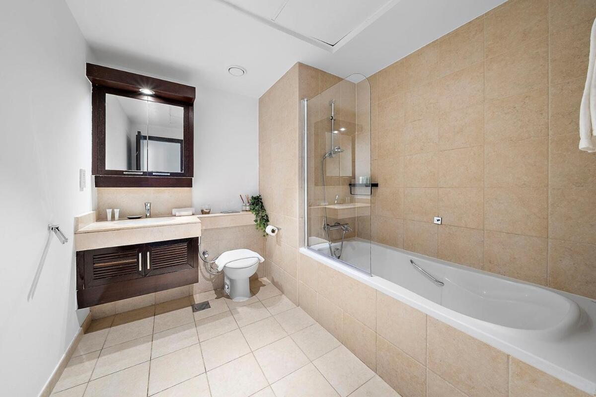 3br The Residences, Burj Khalifa View Downtown * Dubai