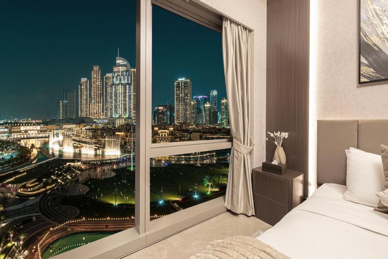 New Burj Khalifa And Fountains View Luxury Dubai