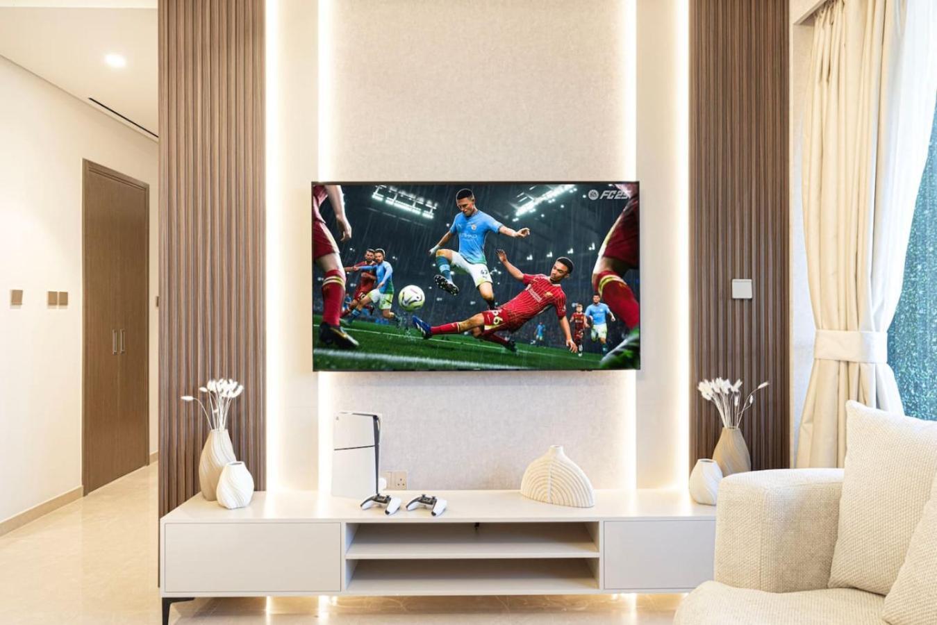 New Burj Khalifa And Fountains View Luxury Apartment Dubai