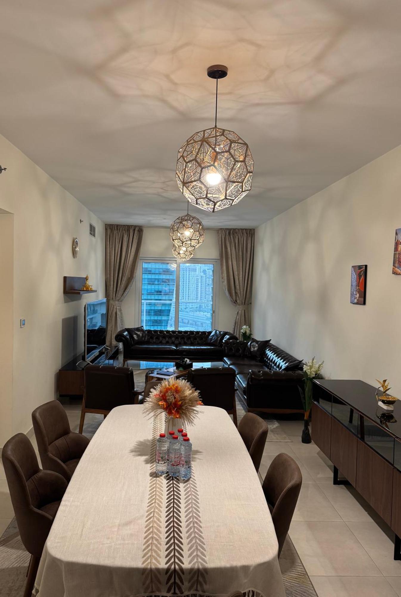 Business Bay Apartment *