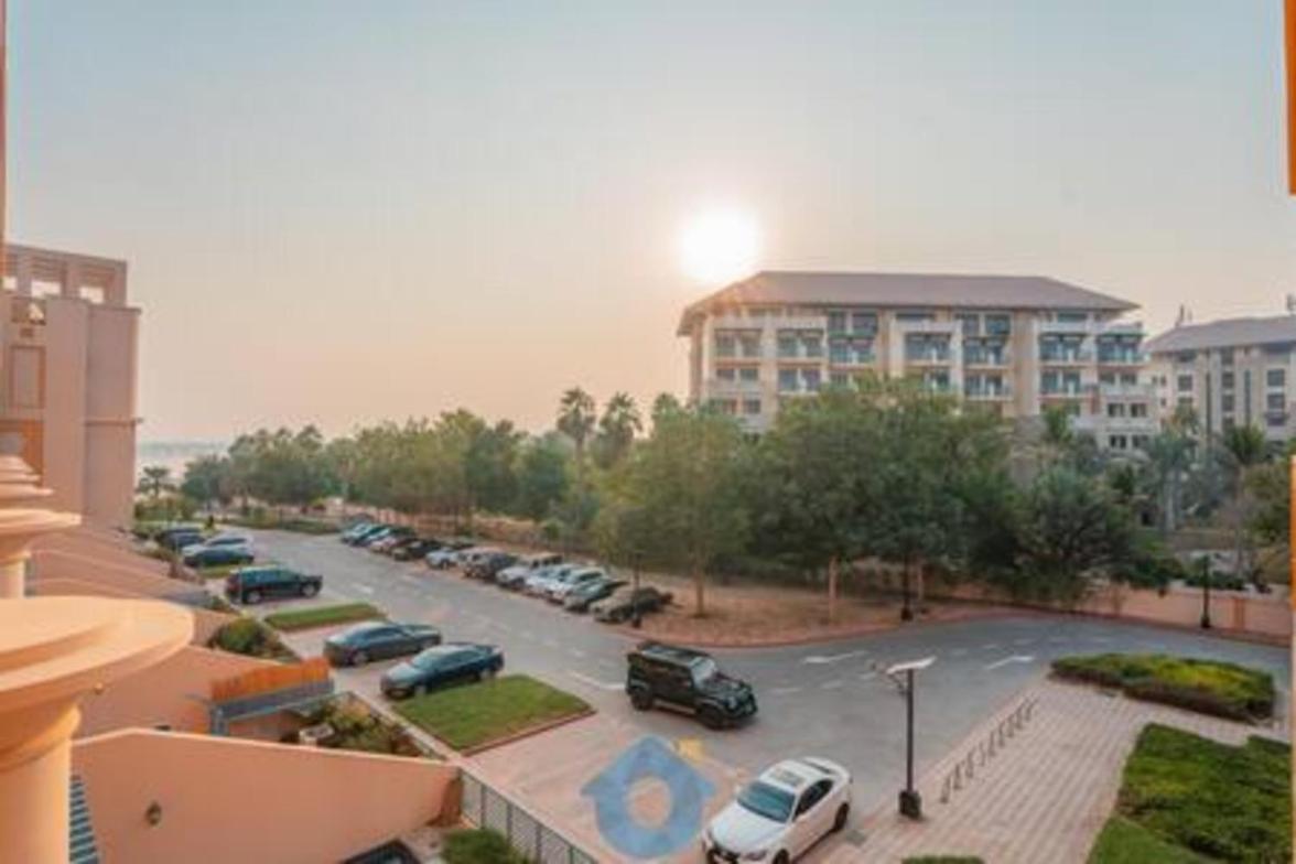 108sa Spacious And Chic 1-bhk In Palm Jumeirah Dubai