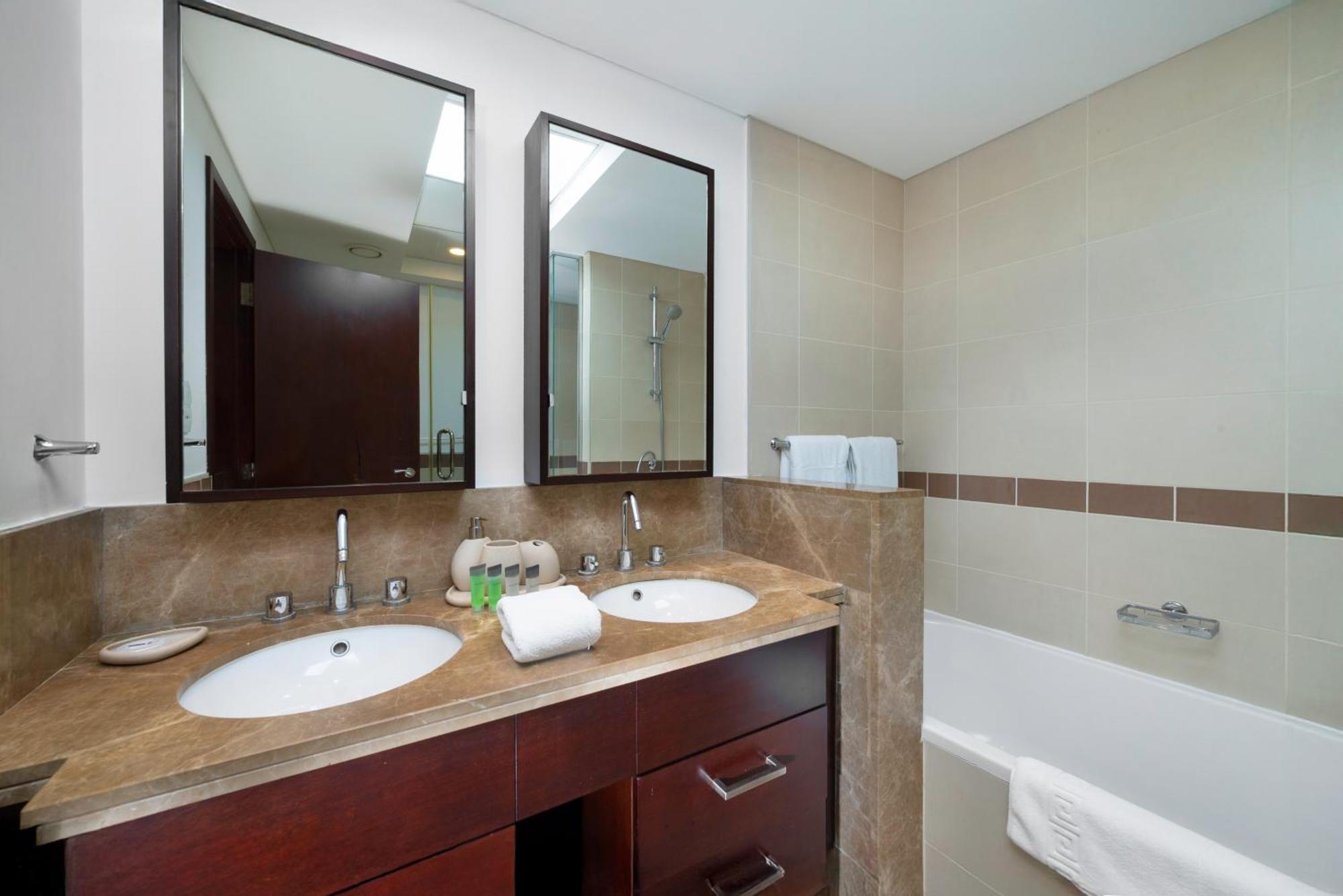 1br In 29 Boulevard Tower 2 Apartment Dubai