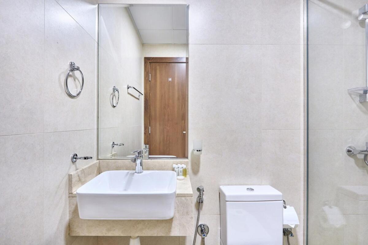Stylish 1br In Binghatti Gateway Apartment *