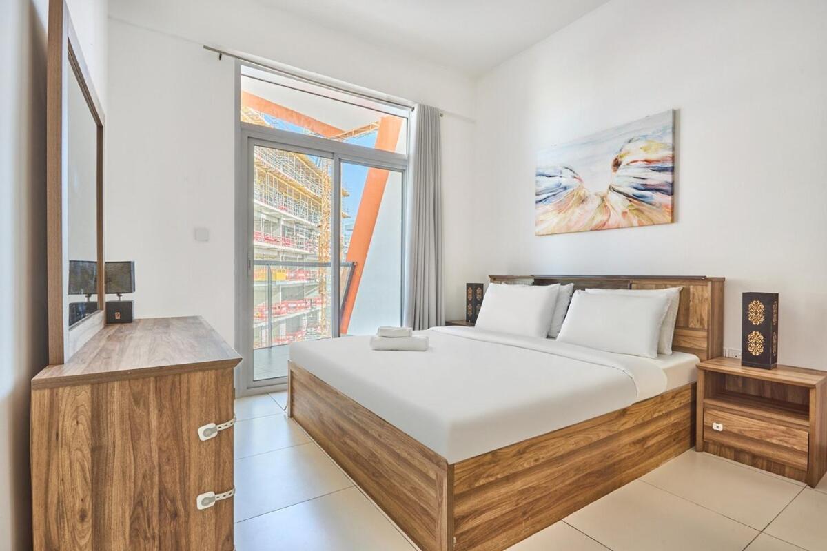 Stylish 1br In Binghatti Gateway *