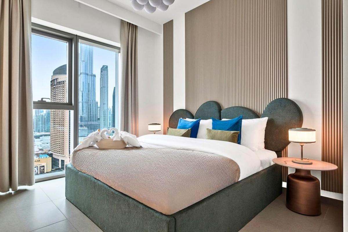 Vibrant Luxe Burj Khalifa Views-dubai Mall Access By Maxx Value Homes *